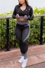 Load image into Gallery viewer, Control Crop Top Sweater
